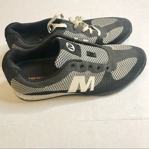 Merrell women sneakers size 9 grey/black